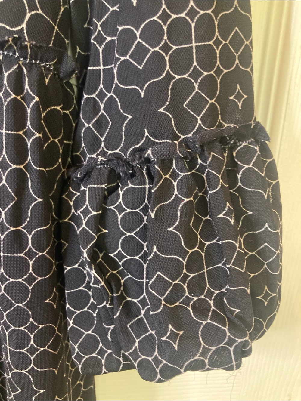 Max Studio Navy and Ivory Patterned Midi Dress - Picture 5 of 9
